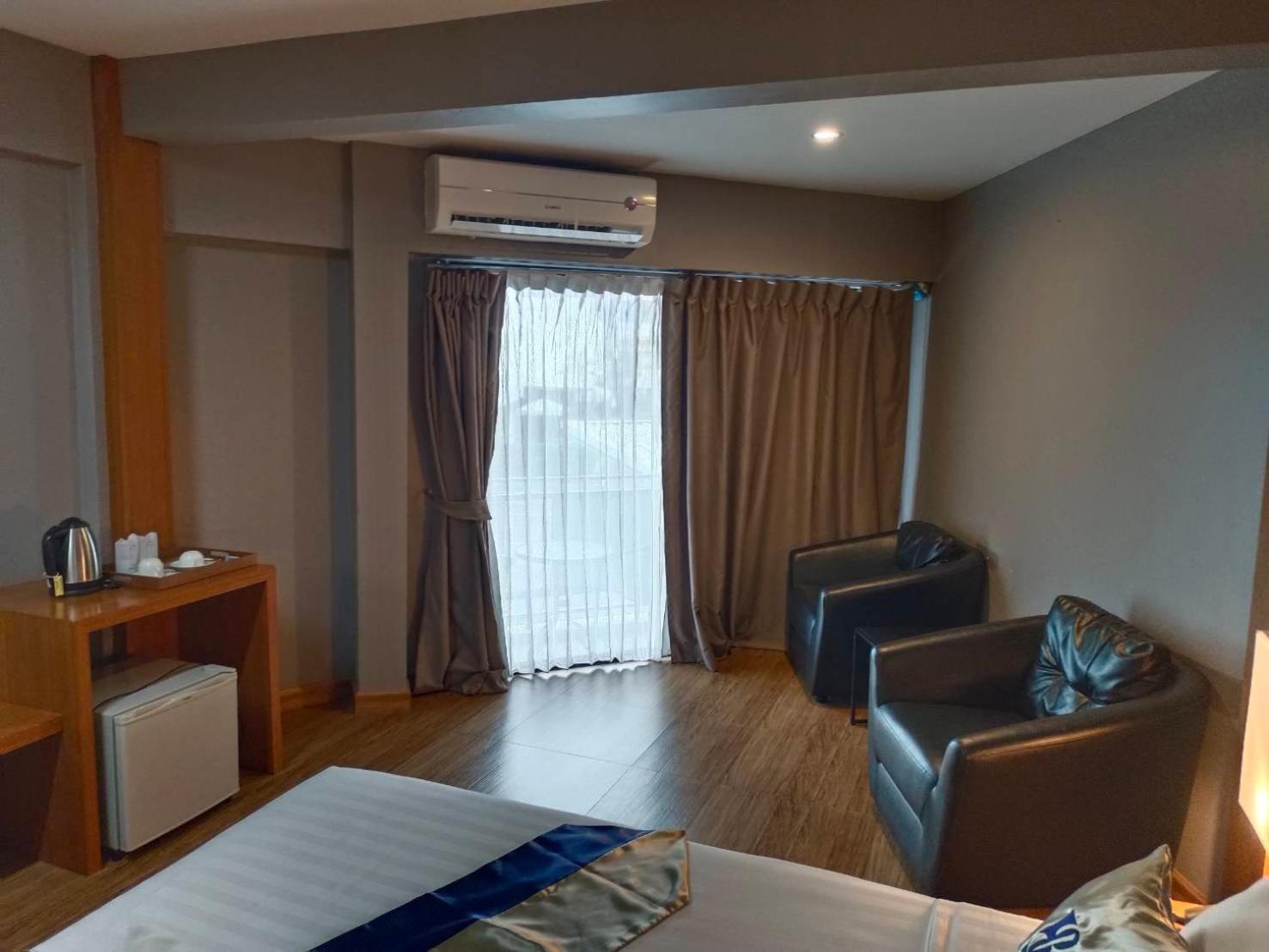 Buritel Hotel Buriram Camera foto
